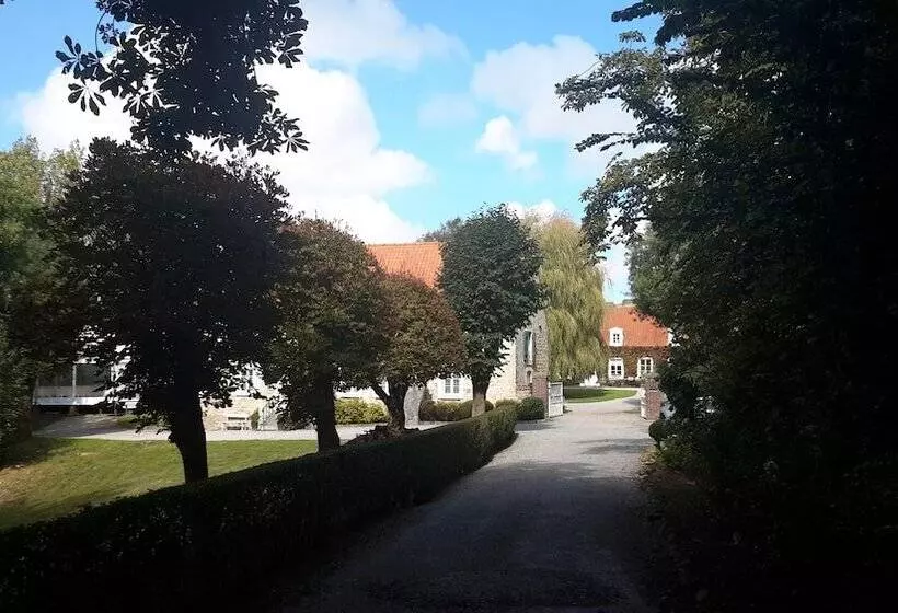 ベッドアンドブレックファースト La Ferme Du Dizacre