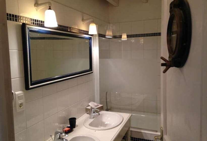 مبيت وإفطار La Ferme Du Dizacre