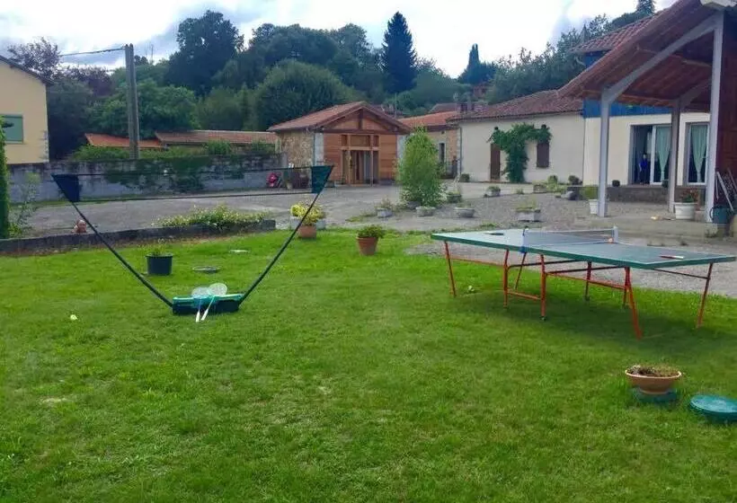 Aamiaismajoitus (B&B) Lou Lombrès