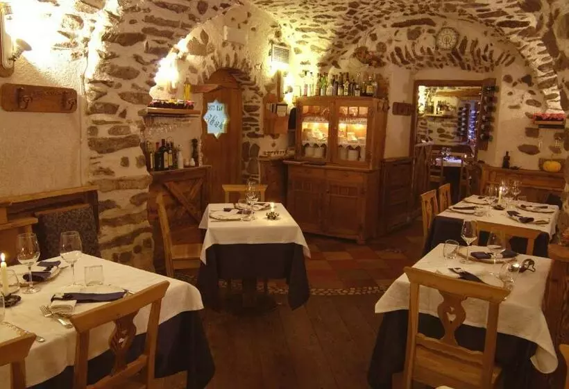 Aamiaismajoitus (B&B) Residenza La Corte Dei Toldi