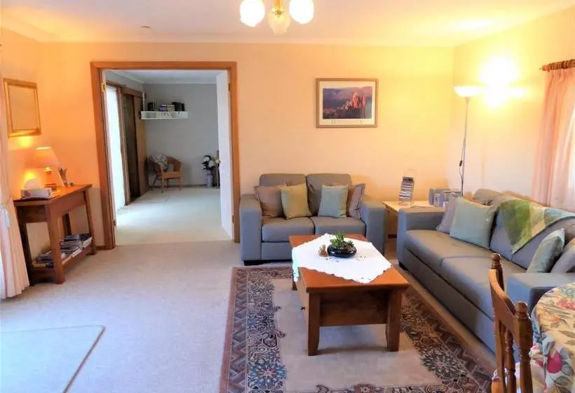 Aamiaismajoitus (B&B) Tamar River Retreat