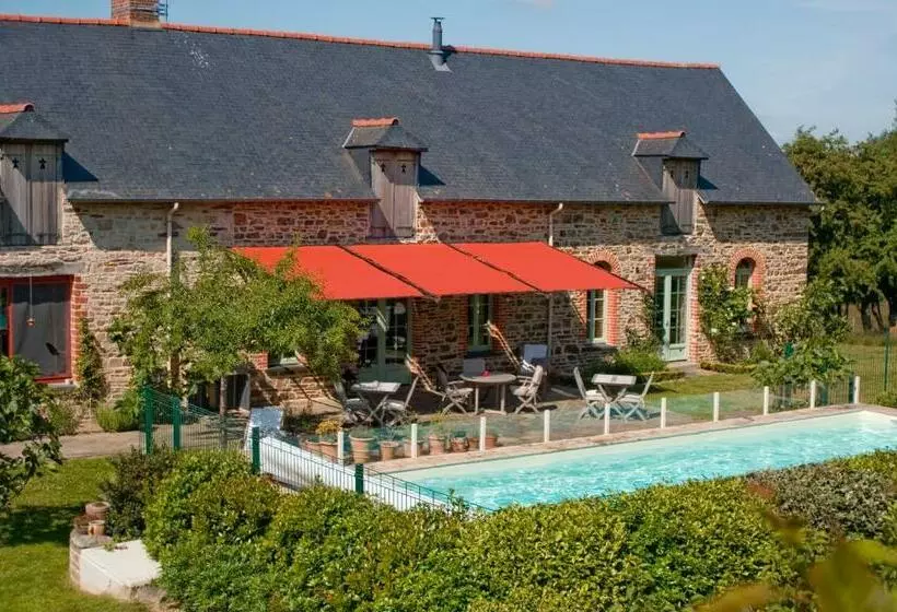 Aamiaismajoitus (B&B) Tillac Chambres D'hôtes