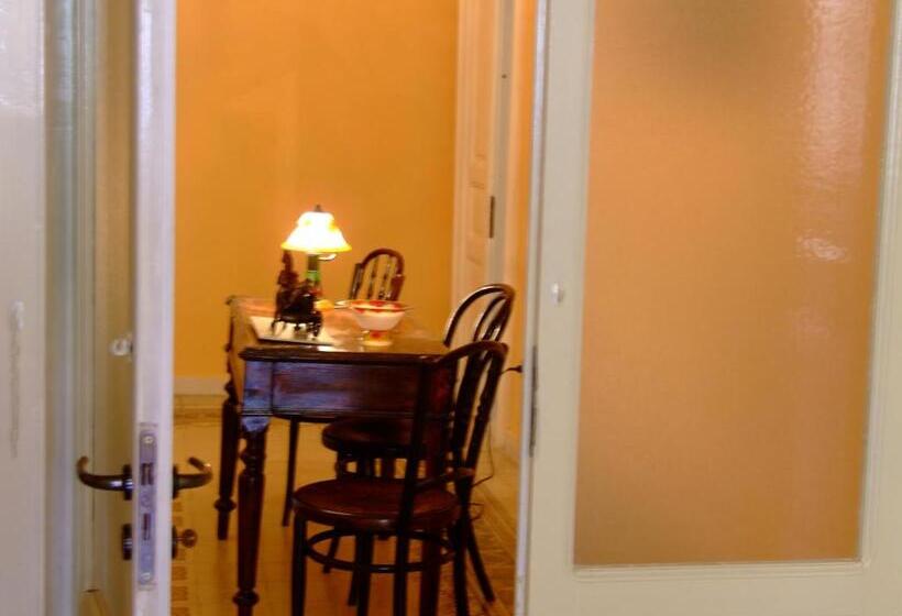 ベッドアンドブレックファースト Villa Genny