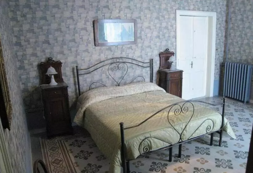 Aamiaismajoitus (B&B) Villa Genny