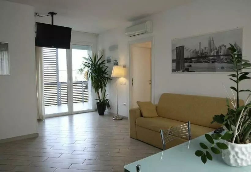 Camera & Caffè Cenni