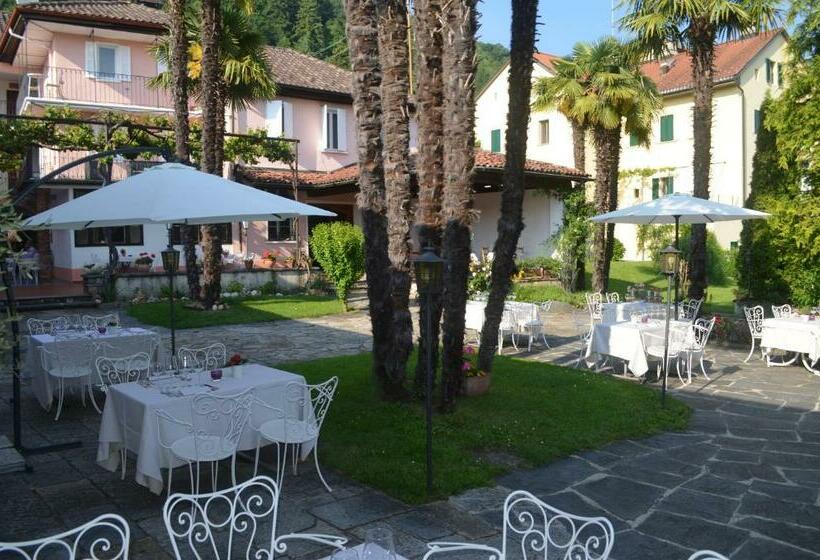 Отель Albergo Della Posta