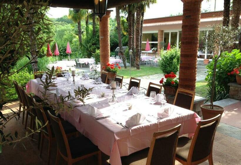 Отель Albergo Della Posta