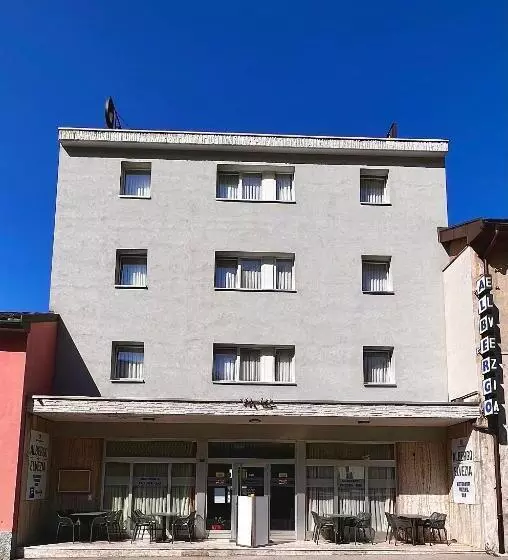 Hotelli Albergo Elvezia