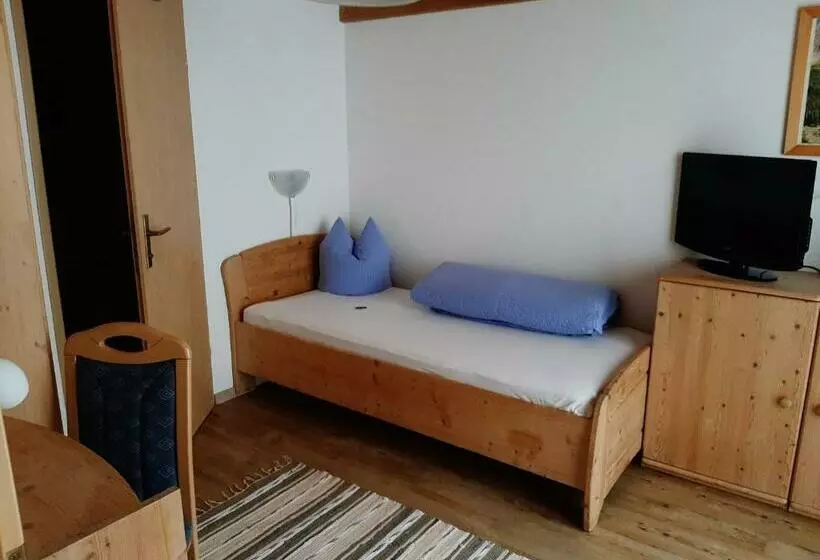 ホテル Alpenhof Strenge