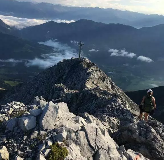 ホテル Alpenhof Strenge