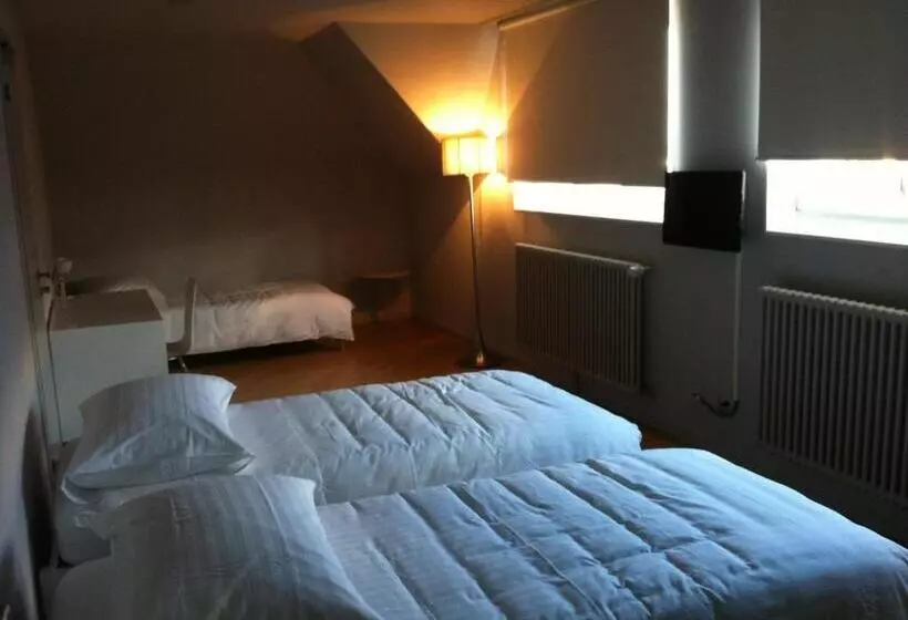 ホテル Auberge De Founex