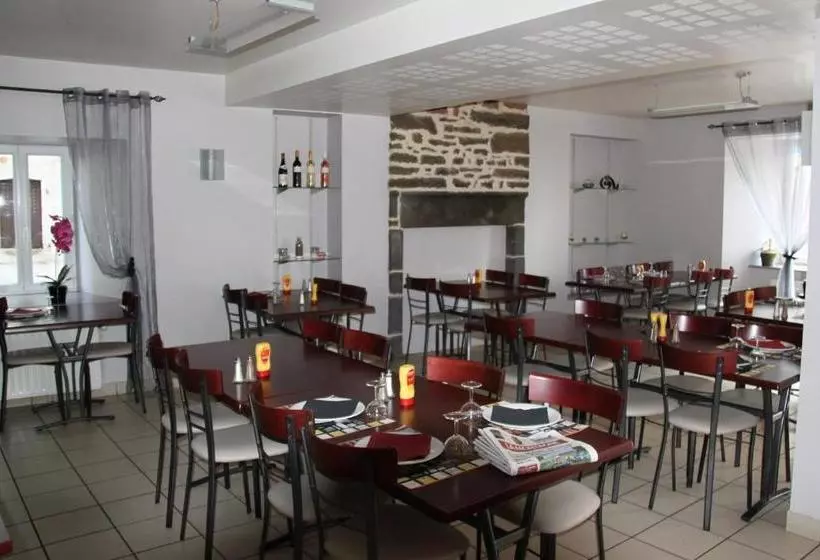 Hotelli Auberge De La Planèze