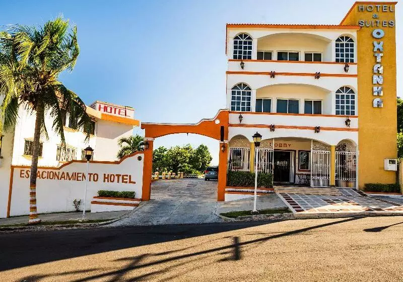 ホテル Capital O Oxtankah,chetumal Bay