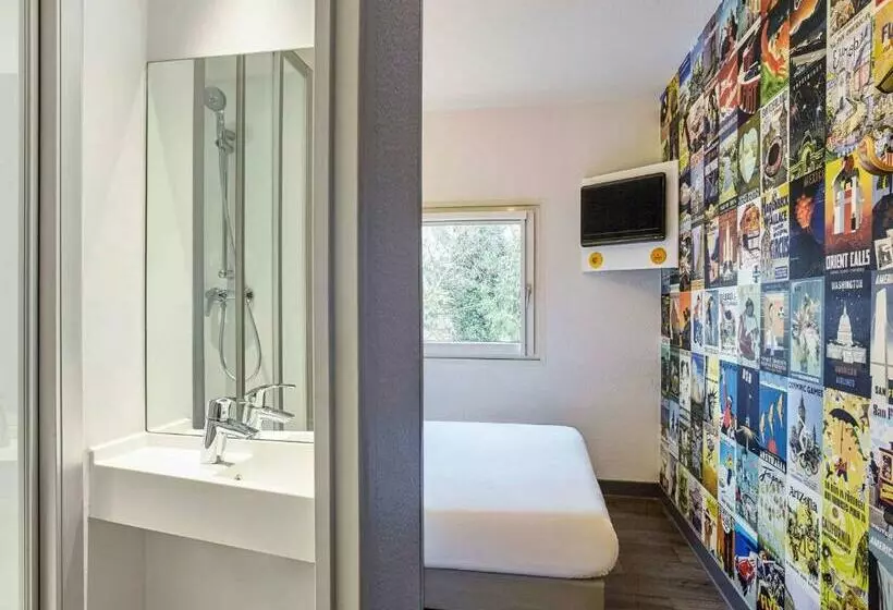 ホテル F1 Crosne Creteil