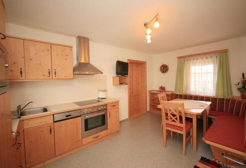 فندق Kniebergerhof