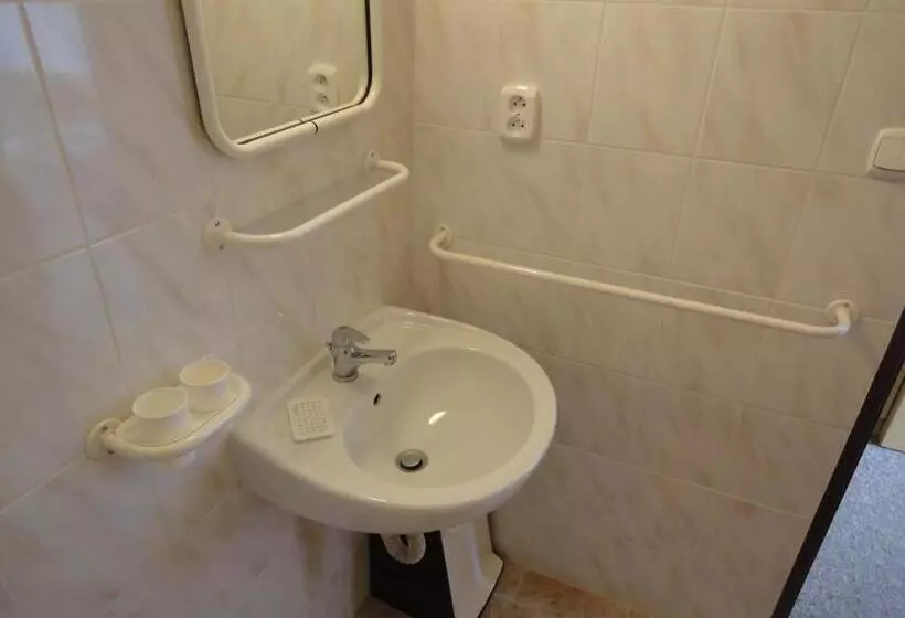 Hotelli Penzion Horalka