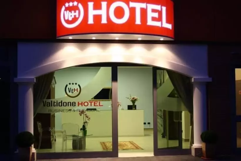 ホテル Valtidone