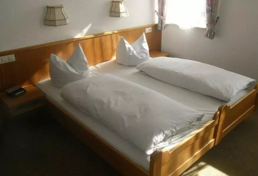 Majatalo Gasthof Goldenes Lamm