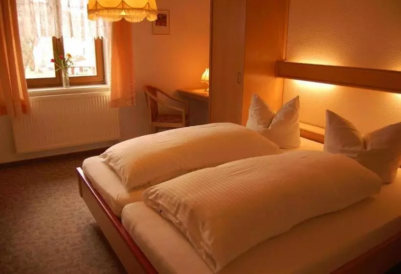 Majatalo Landgasthof Am Park