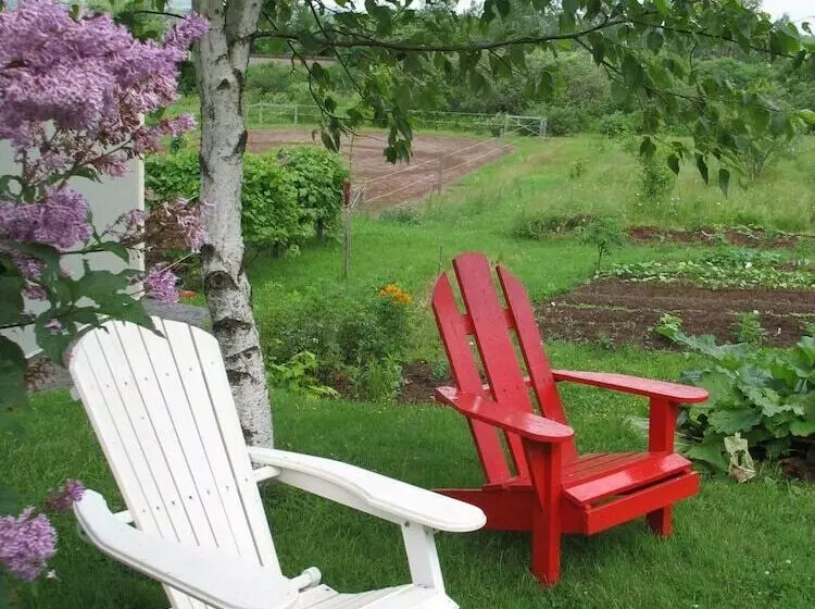 The Nelson House Bed & Breakfast