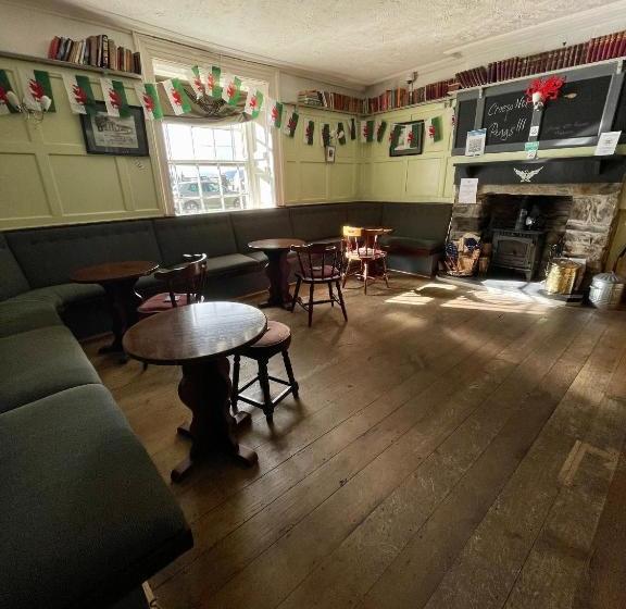 فندق صغير Y Pengwern