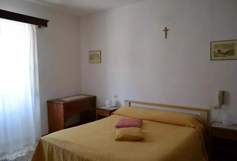 ベッドアンドブレックファースト Da Bianchina