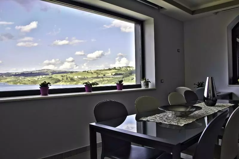 ベッドアンドブレックファースト La Cartolina Del Sannio