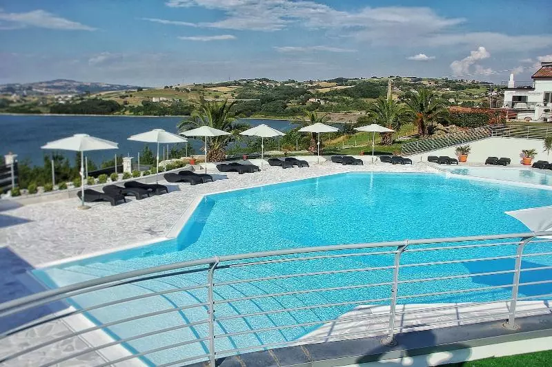 ベッドアンドブレックファースト La Cartolina Del Sannio