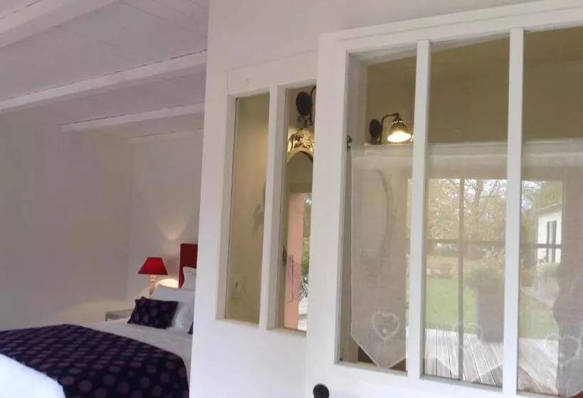 Aamiaismajoitus (B&B) La Grange D'aunis