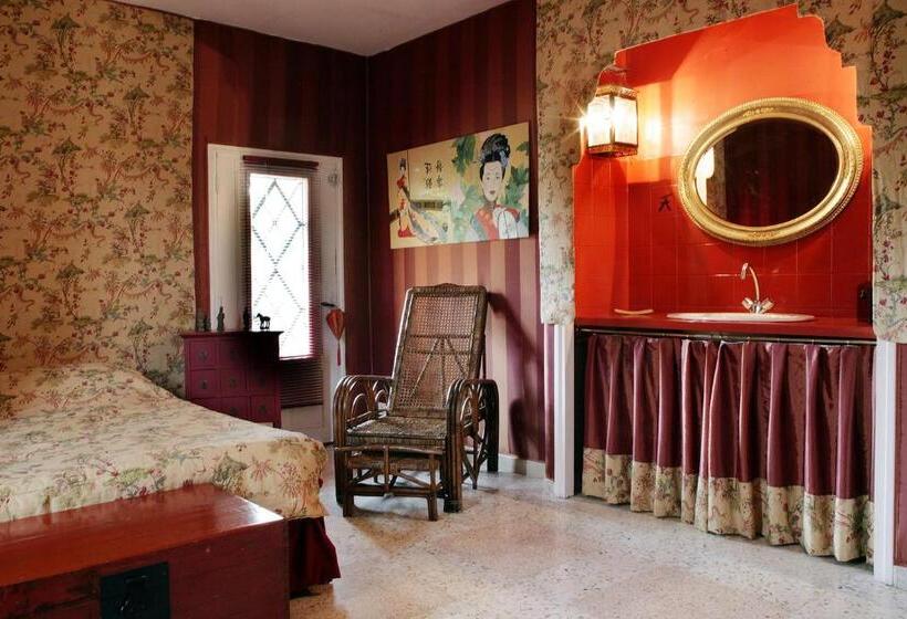 ベッドアンドブレックファースト Le Mas Des Pots Rouges