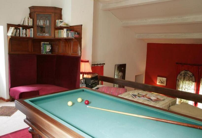 ベッドアンドブレックファースト Le Mas Des Pots Rouges