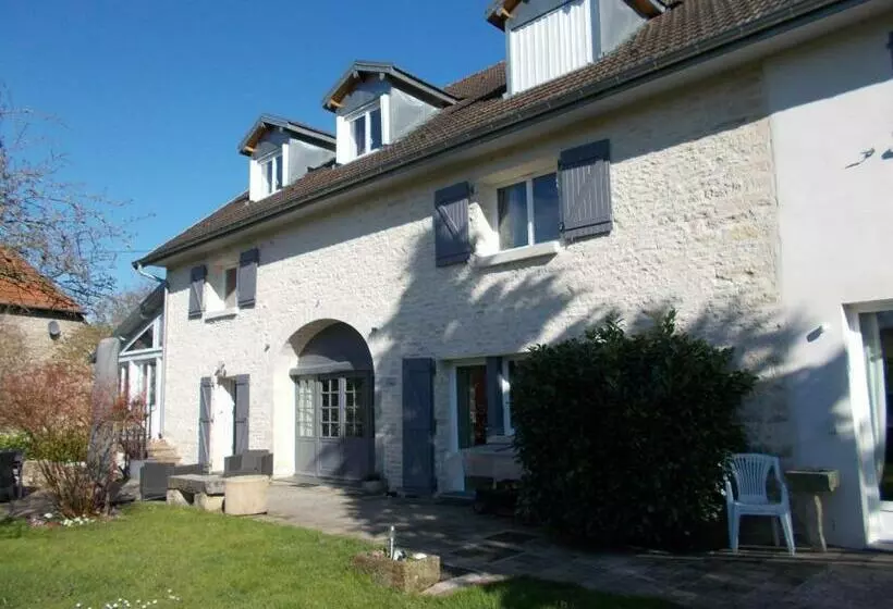 Aamiaismajoitus (B&B) Les Petunias