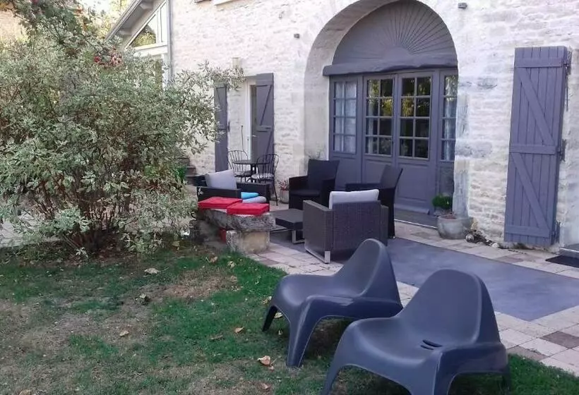 Aamiaismajoitus (B&B) Les Petunias