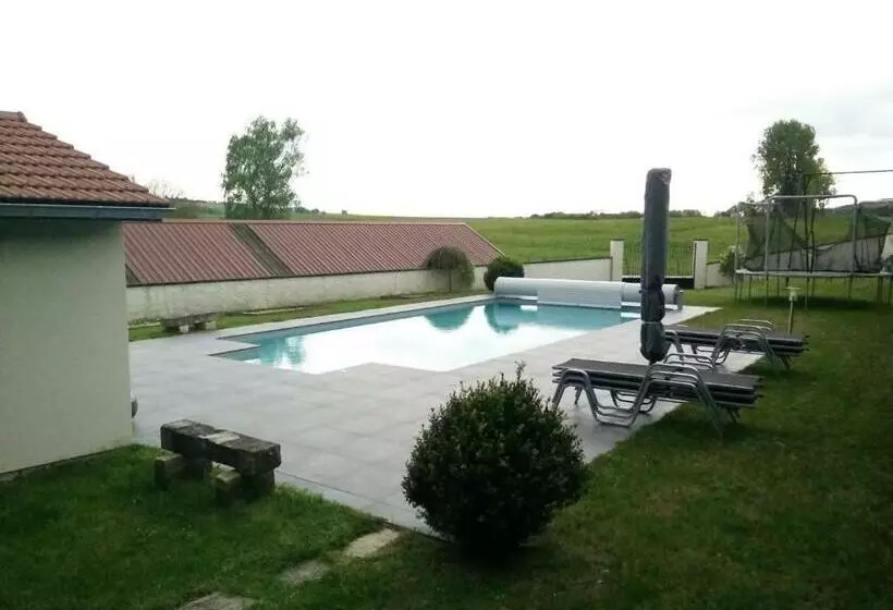 Aamiaismajoitus (B&B) Les Petunias