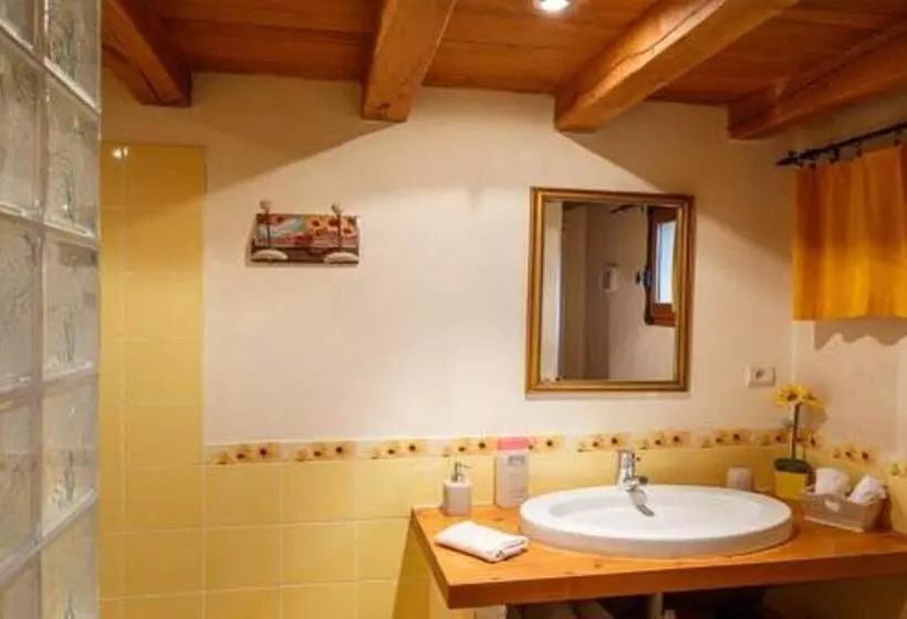 Aamiaismajoitus (B&B) Masoe Des Chatards