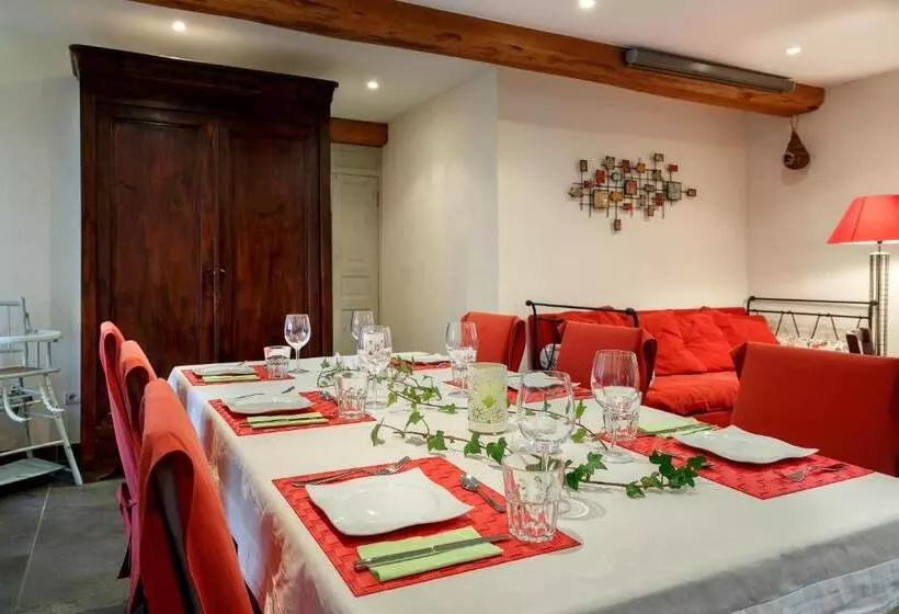 Aamiaismajoitus (B&B) Masoe Des Chatards