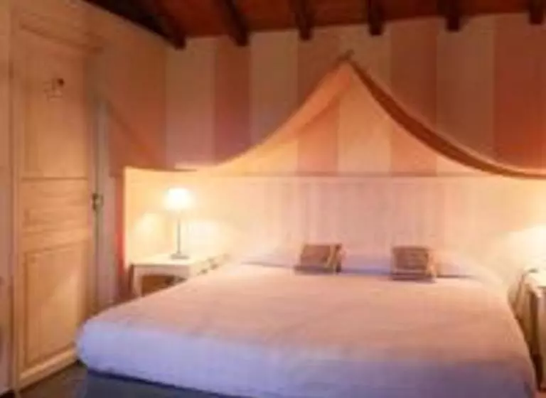 Aamiaismajoitus (B&B) Masoe Des Chatards