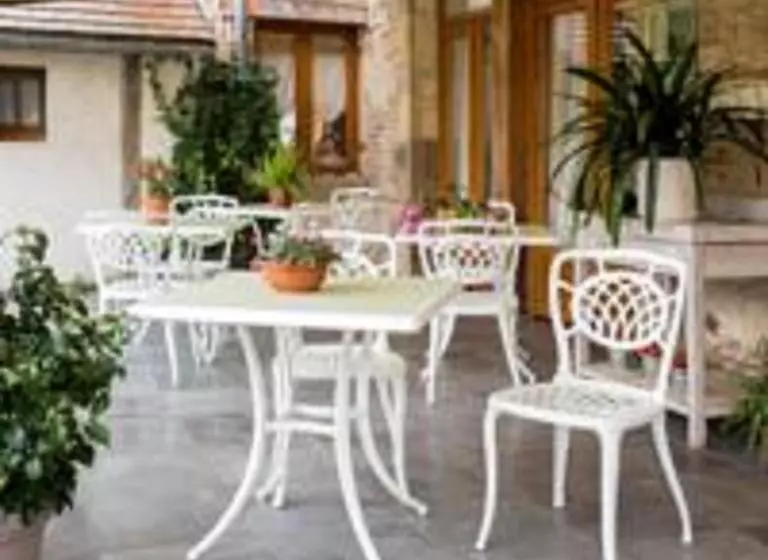 Aamiaismajoitus (B&B) Masoe Des Chatards