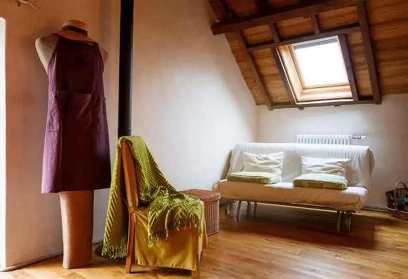 Aamiaismajoitus (B&B) Masoe Des Chatards