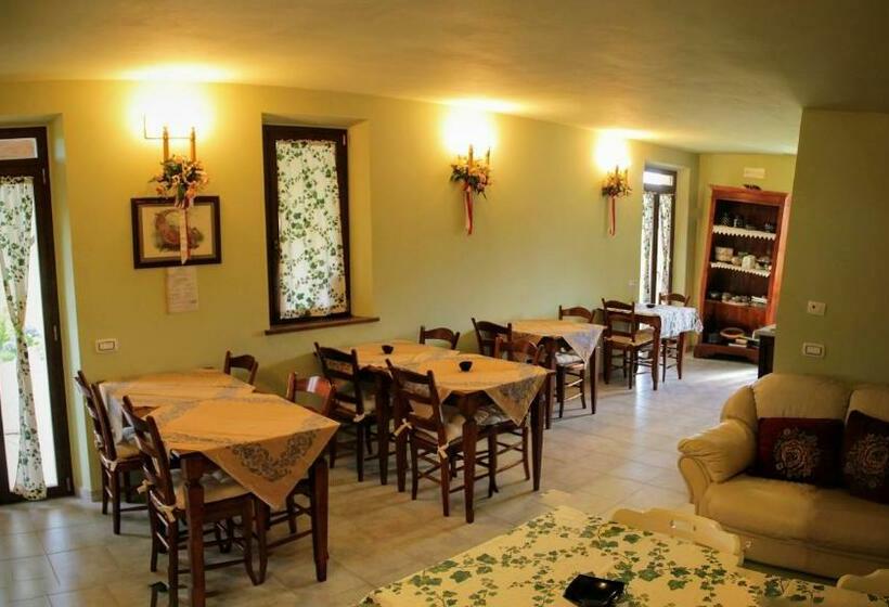 בית מלון כפרי Agriturismo Regina Di Fiori