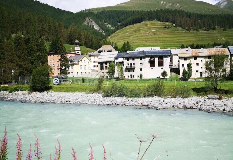 Hotel Chesa Stuva Colani