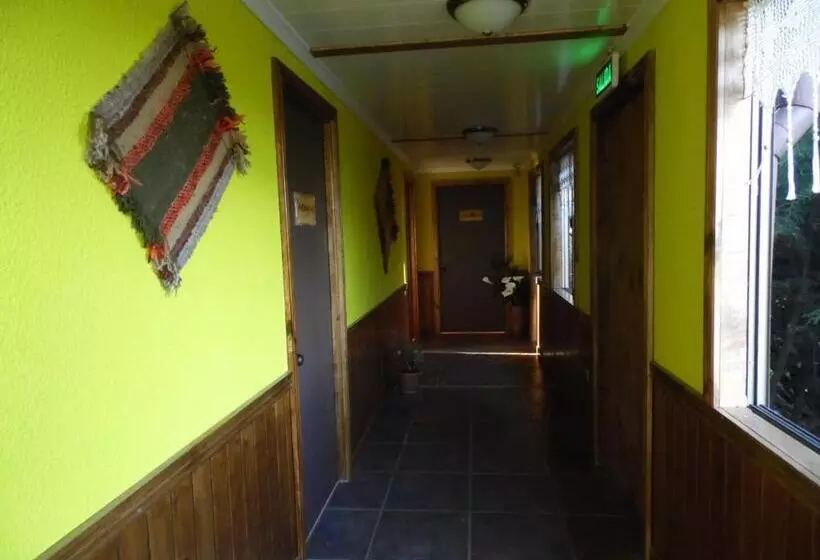 ホテル Complejo Pehuen Lago Lanalhue