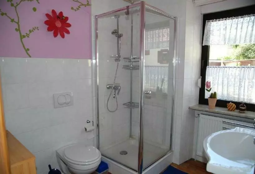 Hotelli Les Dames De La Montagne