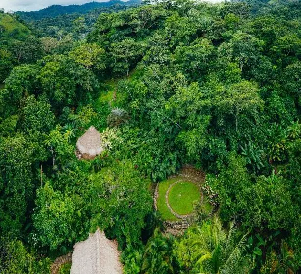 Hotelli Taironaka Ecolodge