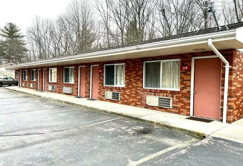 Motelli Bridgman Inn