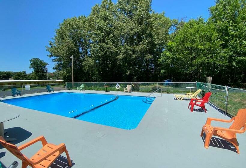 Мотель Bridgman Inn