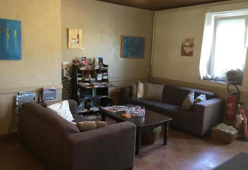 بنسيون Auberge Fleurie