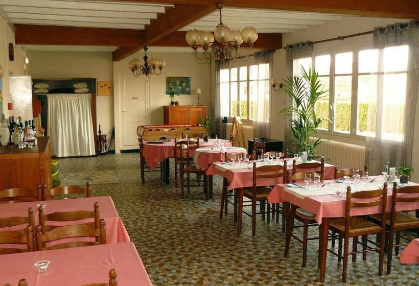 بنسيون Auberge Fleurie