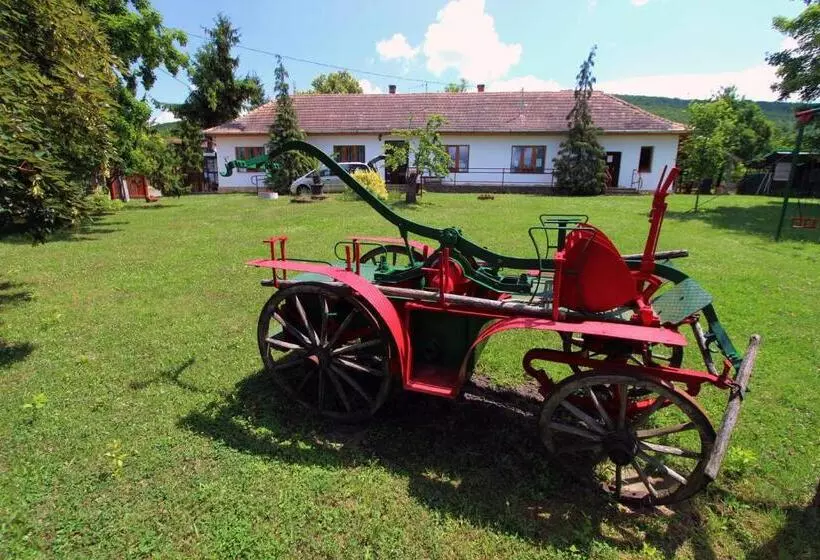 Majatalo Gesztenyés Vendégház