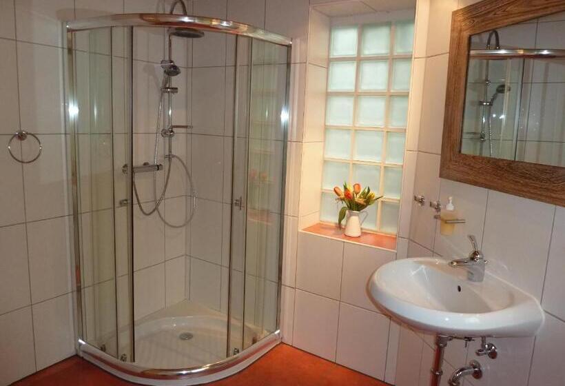 Пансион Gästezimmer Am Märchenbrunnen